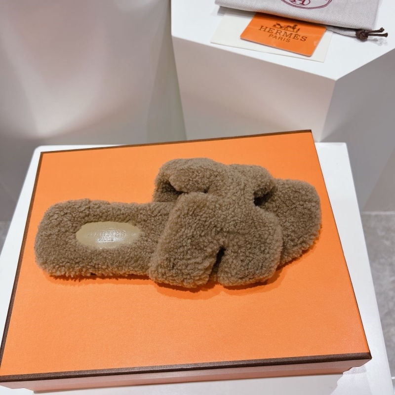 Hermes Slippers